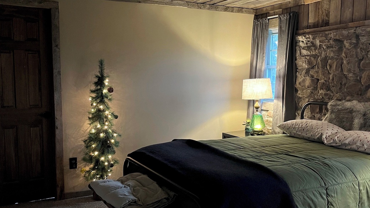 Photo of Bedroom in Cleveland