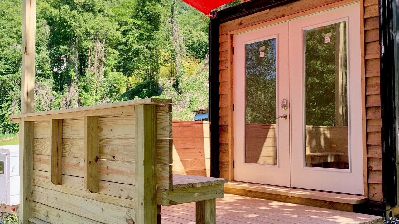 Photo of Patio Balcony in Bryson City
