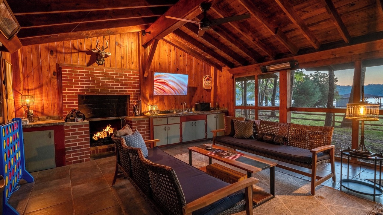 Photo of Livingroom in Eatonton