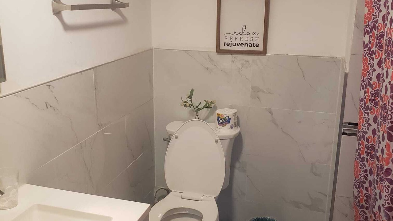 Photo of Bathroom in Canarsie