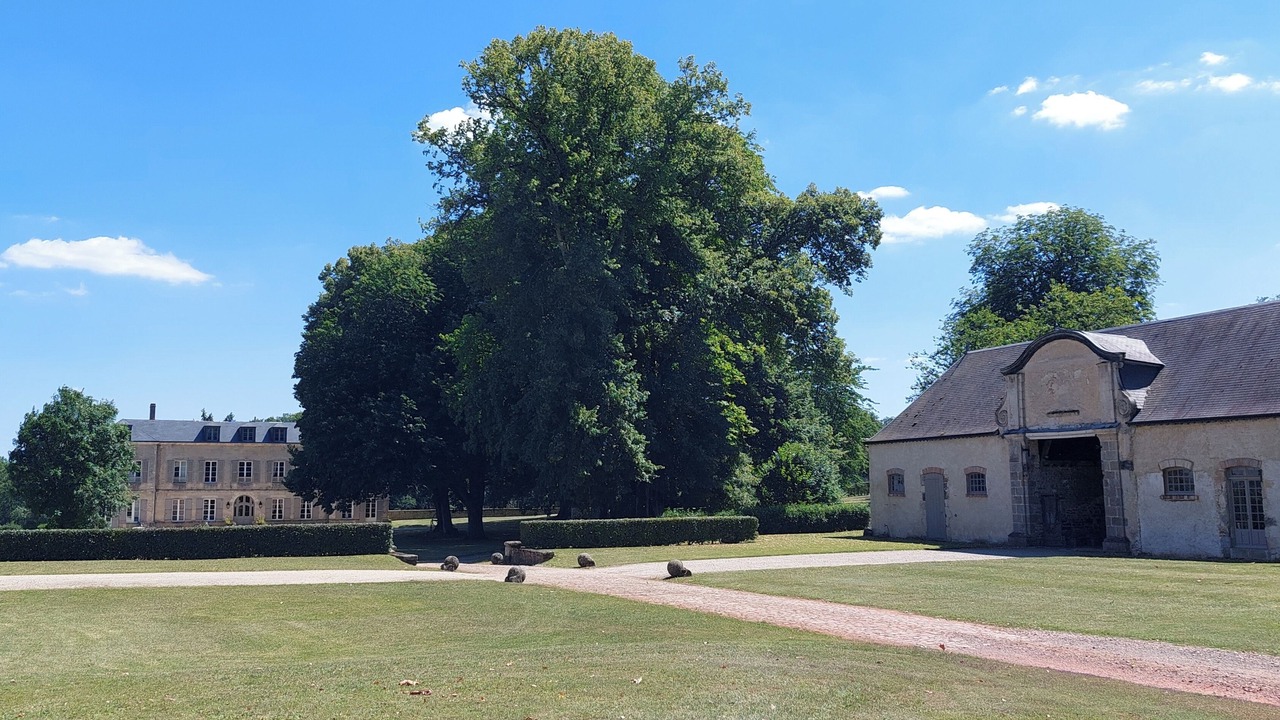 Photo of Outdoor in Gesnes-le-Gandelin