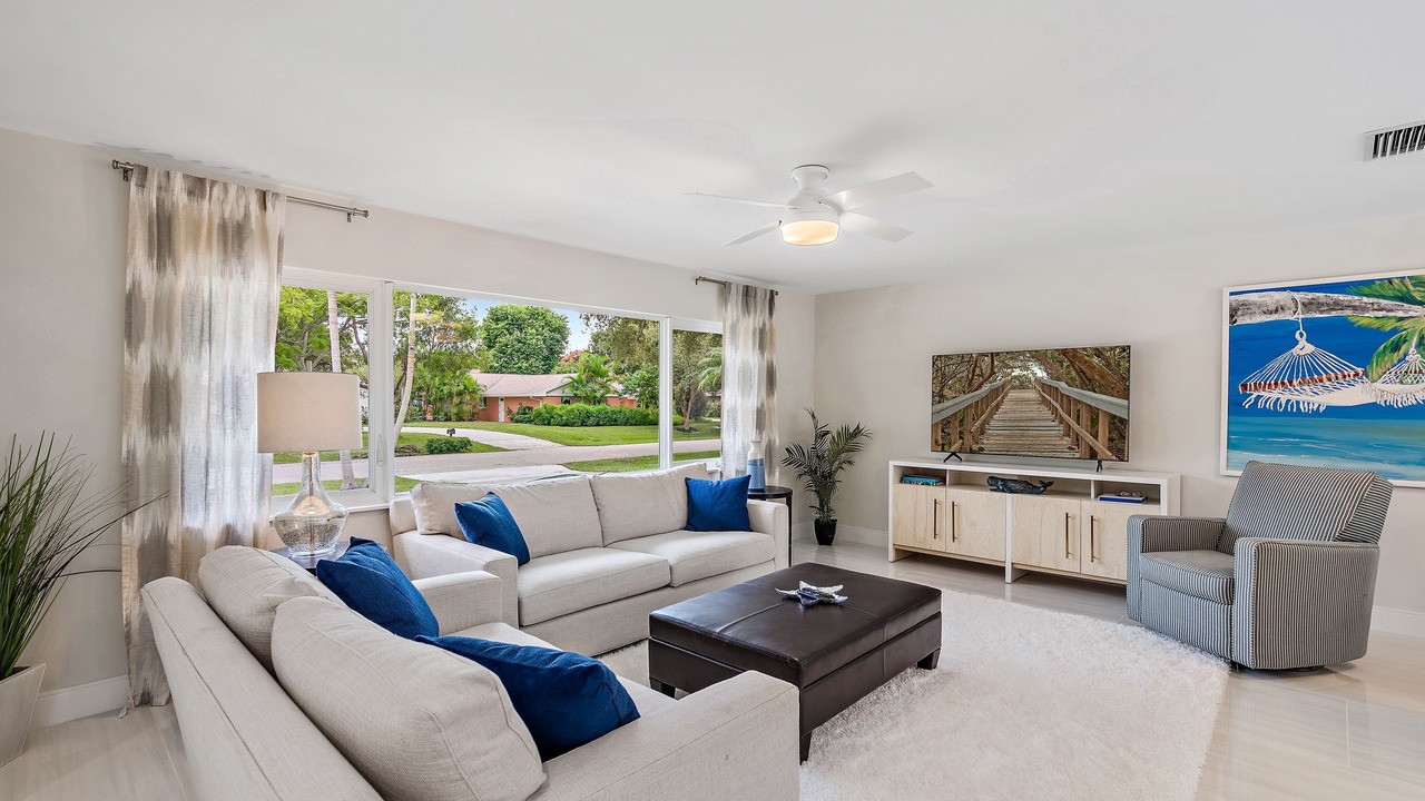 Photo of Others in BallenIsles