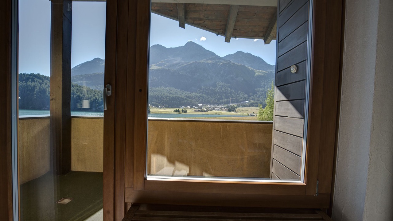 Photo of Patio Balcony in Silvaplana