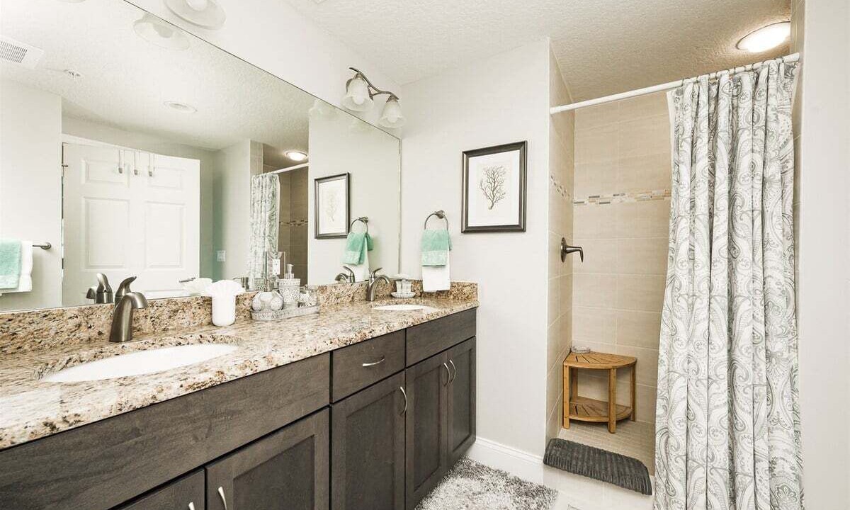 Photo of Bathroom in Ocean View Halifax Estates