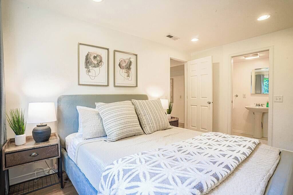 Photo of Bathroom in Mercer Island