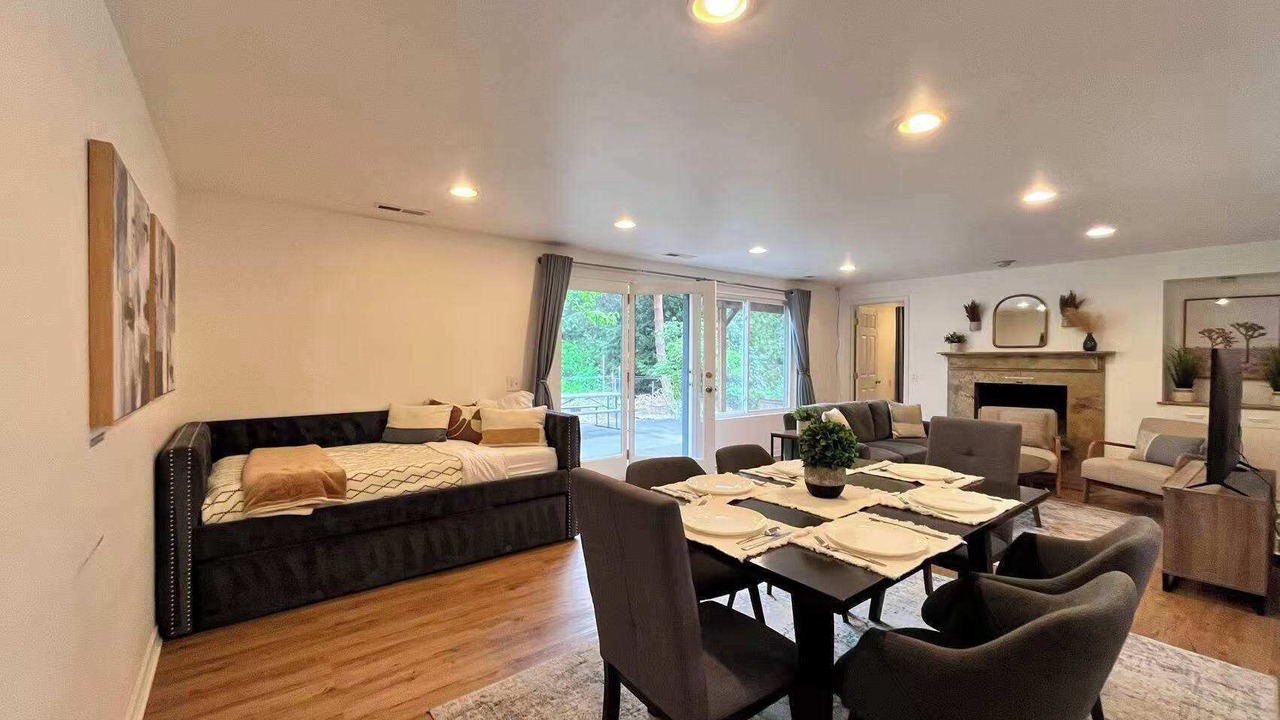 Photo of Others in Mercer Island