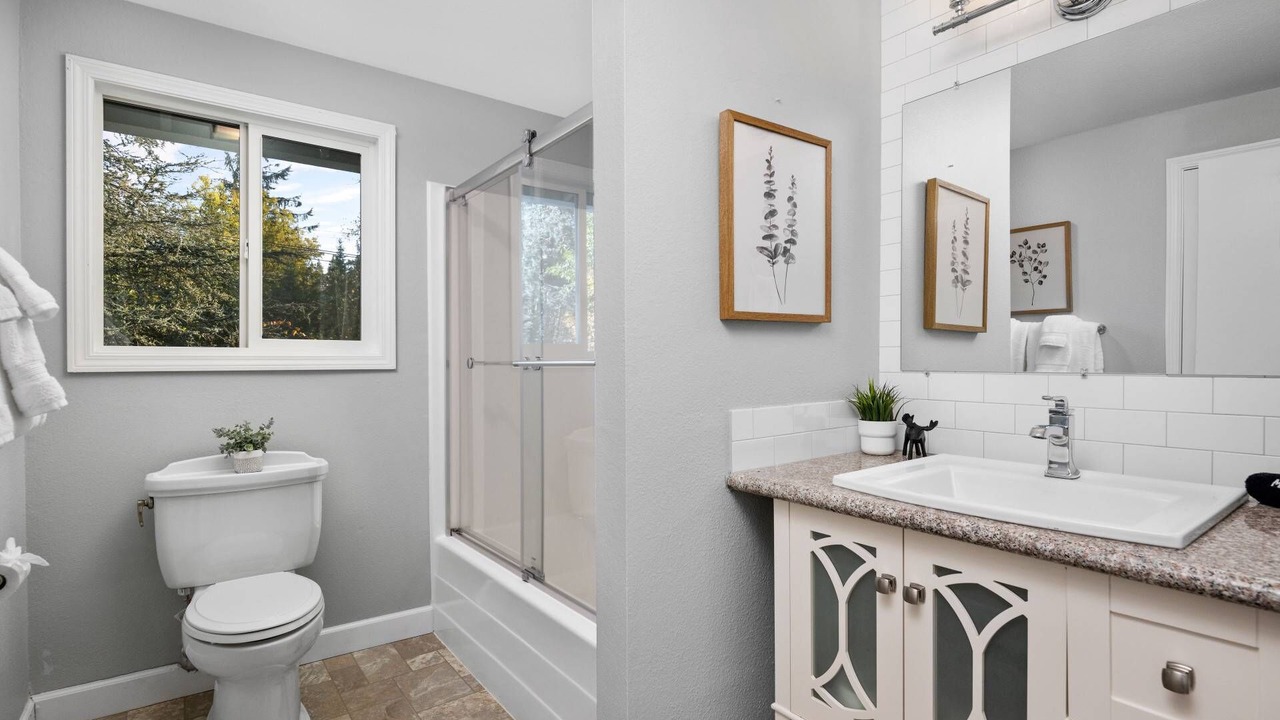 Photo of Bathroom in Gresham