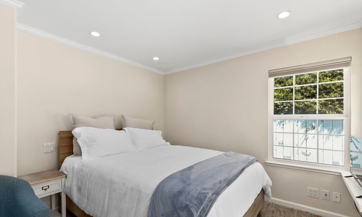 Photo of Bedroom in Eastside Santa Cruz