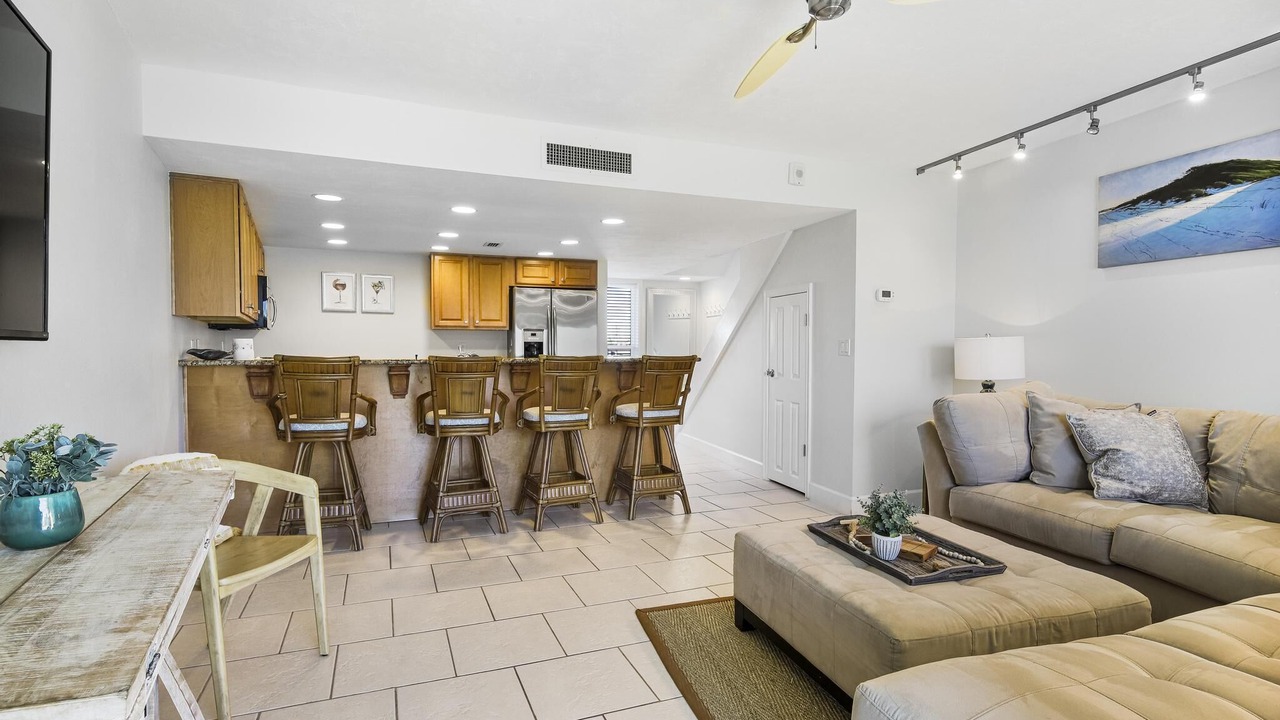 Photo of Livingroom in Crescent Beach