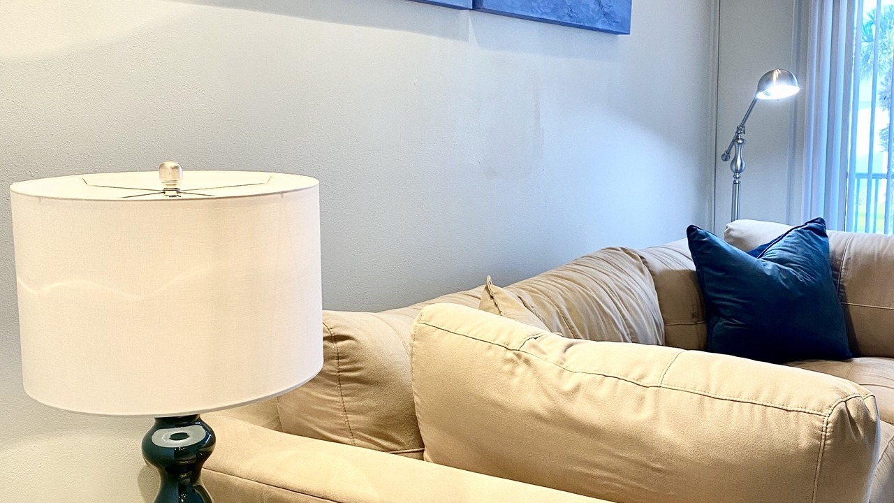 Photo of Livingroom in Crescent Beach