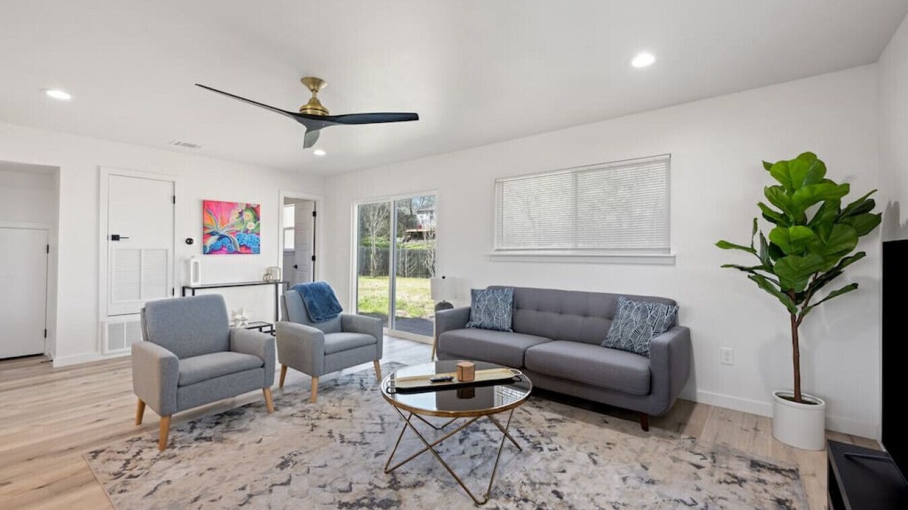 Photo of Livingroom in Pecan Springs Springdale