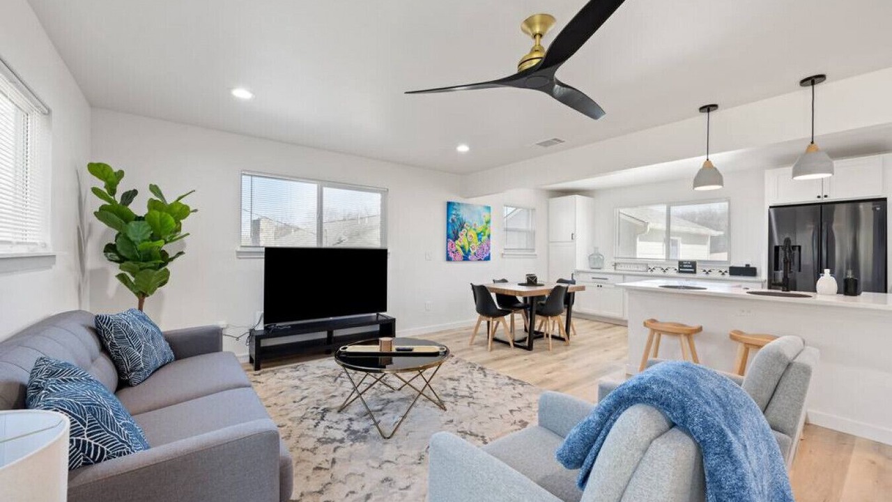 Photo of Livingroom in Pecan Springs Springdale