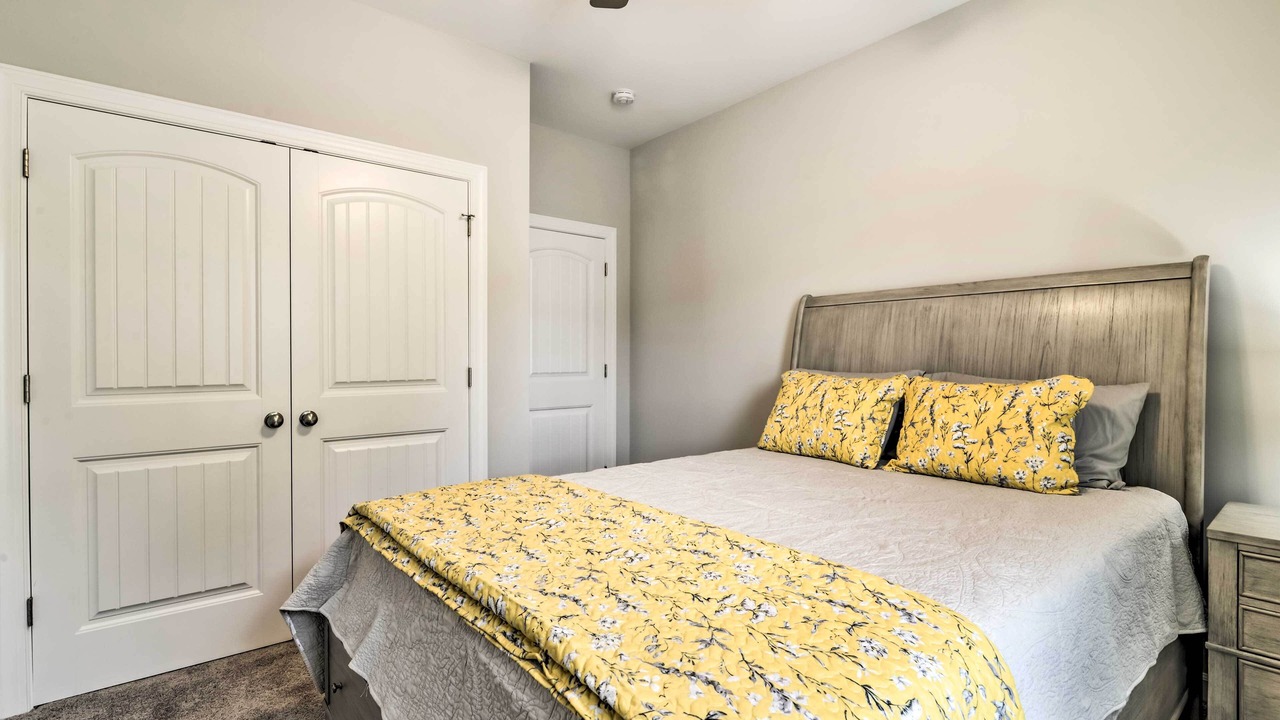 Photo of Bedroom in East Ocean View