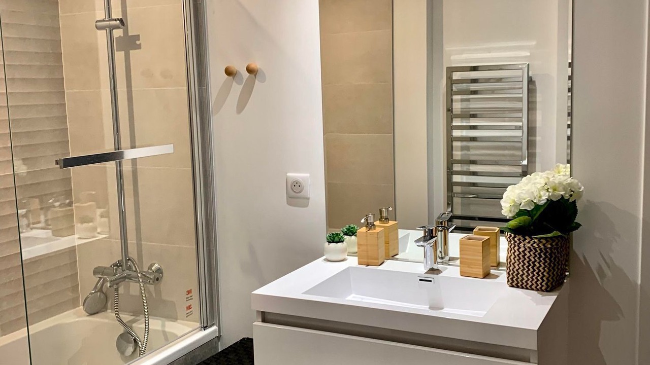 Photo of Bathroom in Saint Nicolas - Charles III - Ville vieille - Trois Maisons - Leopold