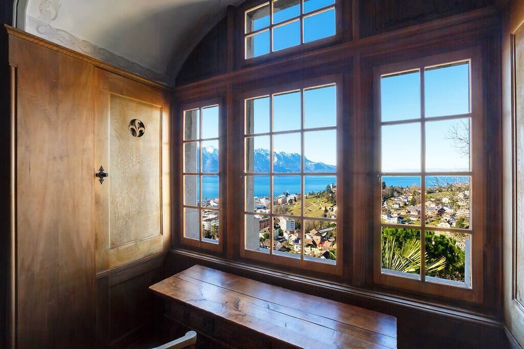 Photo of Others in Montreux