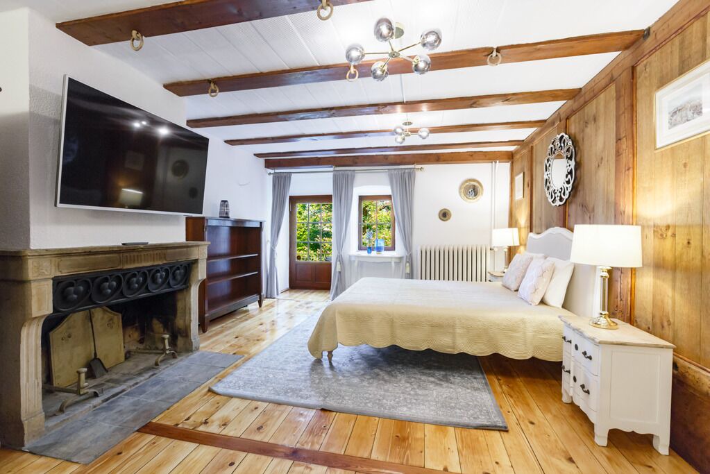 Photo of Bedroom in Montreux