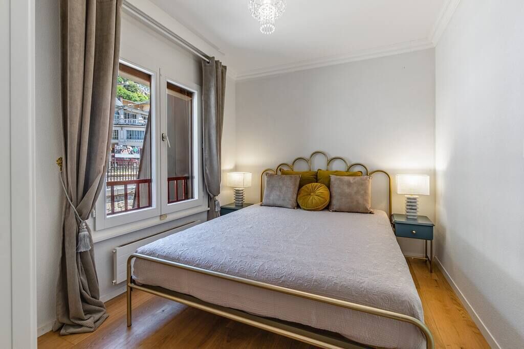 Photo of Bedroom in Montreux