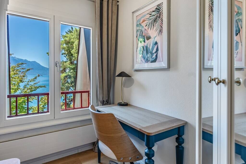 Photo of Others in Montreux