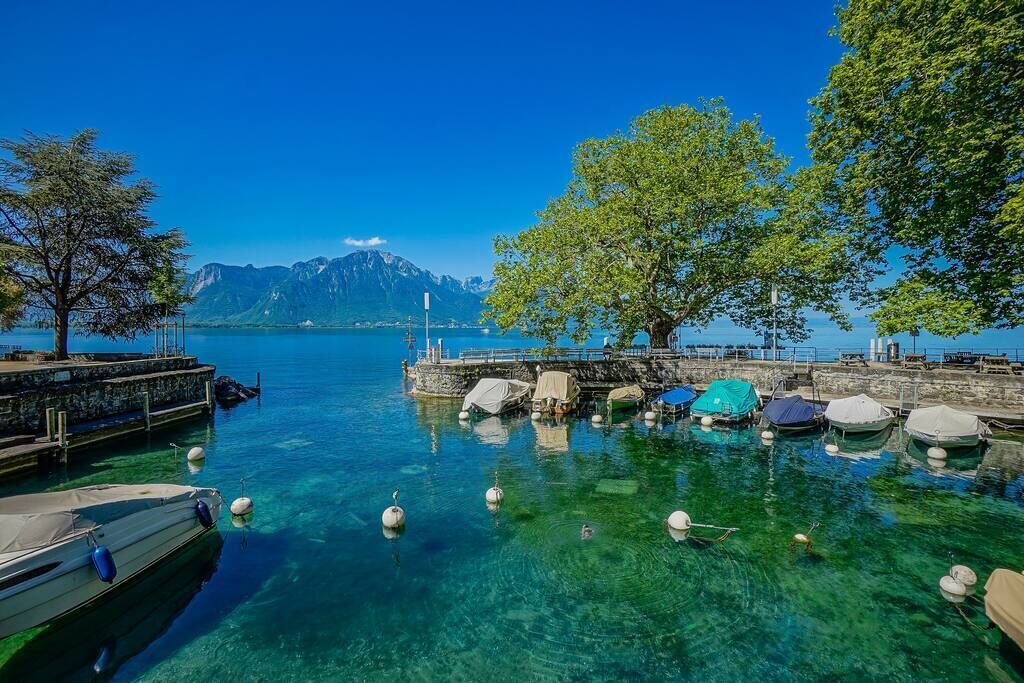 Photo of Others in Montreux