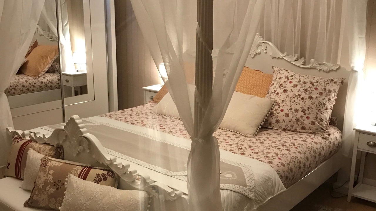 Photo of Bedroom in Loupiac