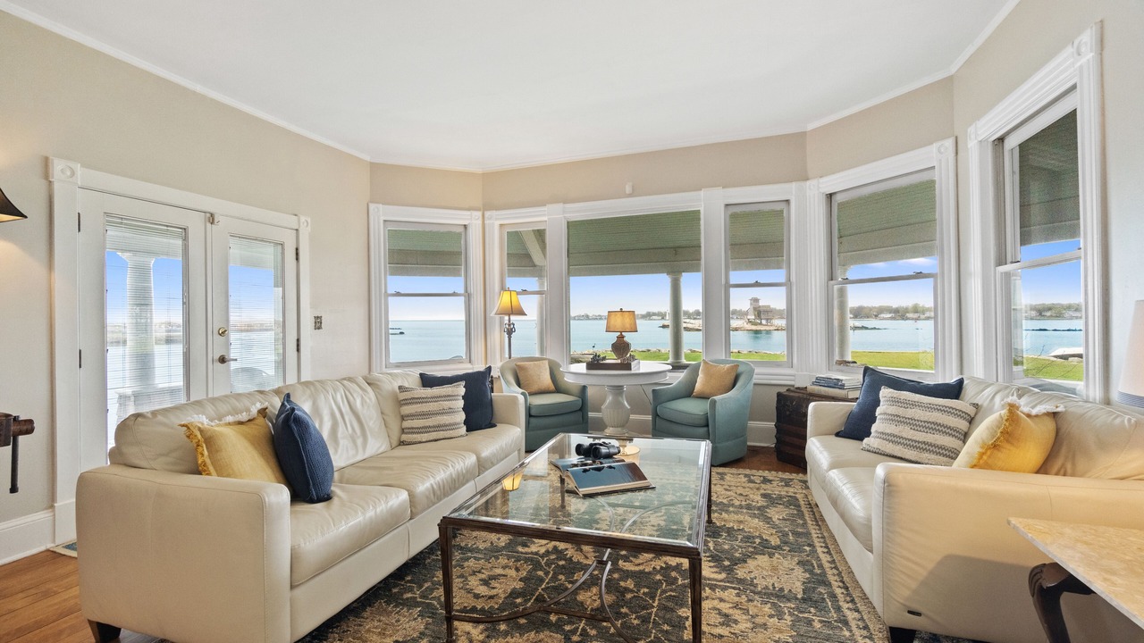 Photo of Livingroom in Groton