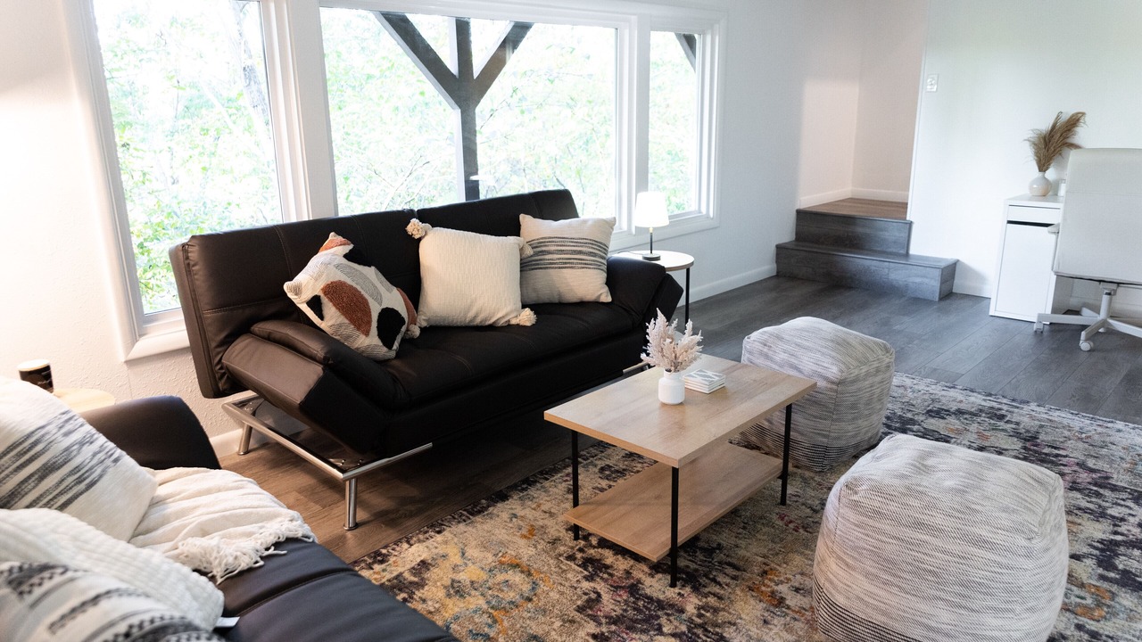 Photo of Livingroom in Turners