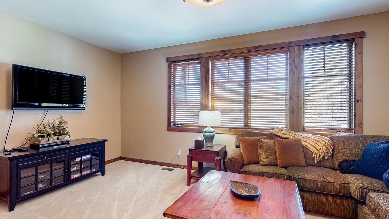 Photo of Livingroom in McCall