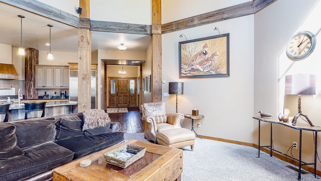 Photo of Livingroom in McCall