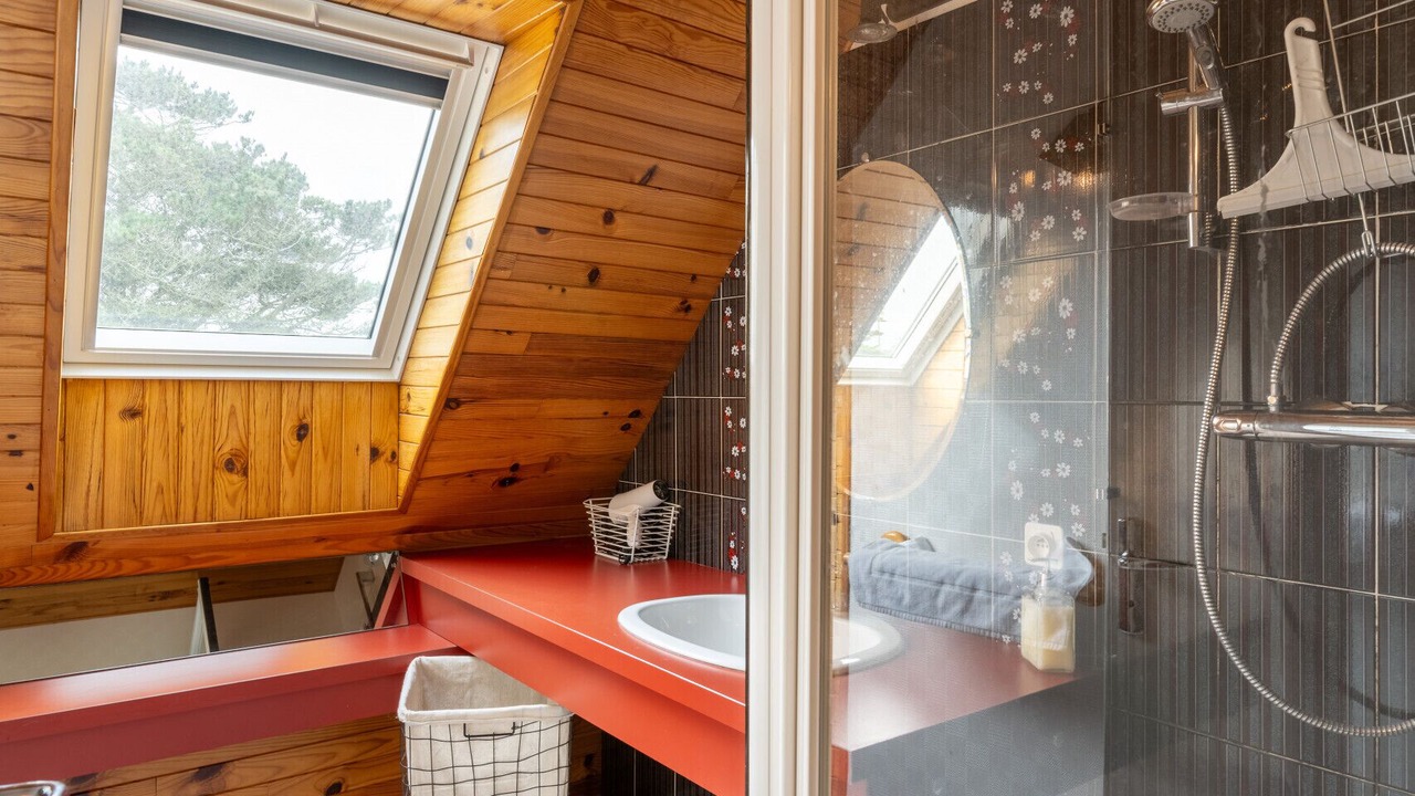 Photo of Bathroom in Lampaul-Plouarzel