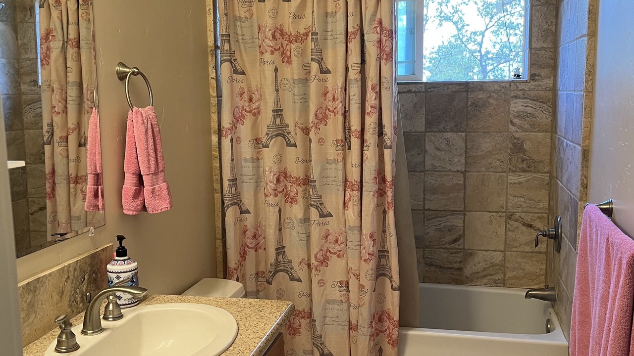 Photo of Bathroom in Rough and Ready