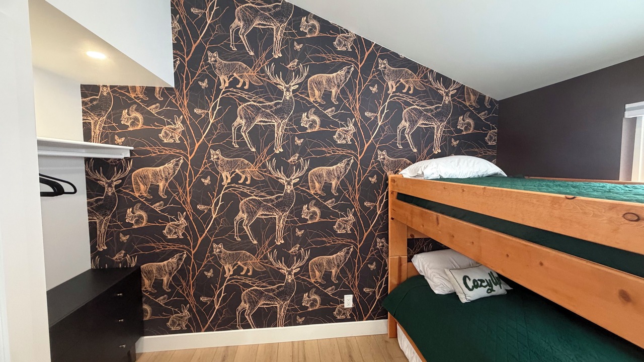 Photo of Bedroom in Idaho Springs