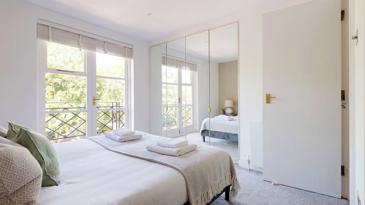 Photo of Bedroom in Parsons Green and Walham