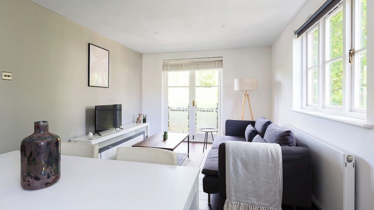 Photo of Livingroom in Parsons Green and Walham