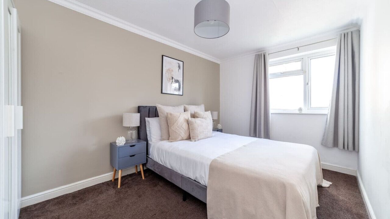 Photo of Bedroom in Wood Street