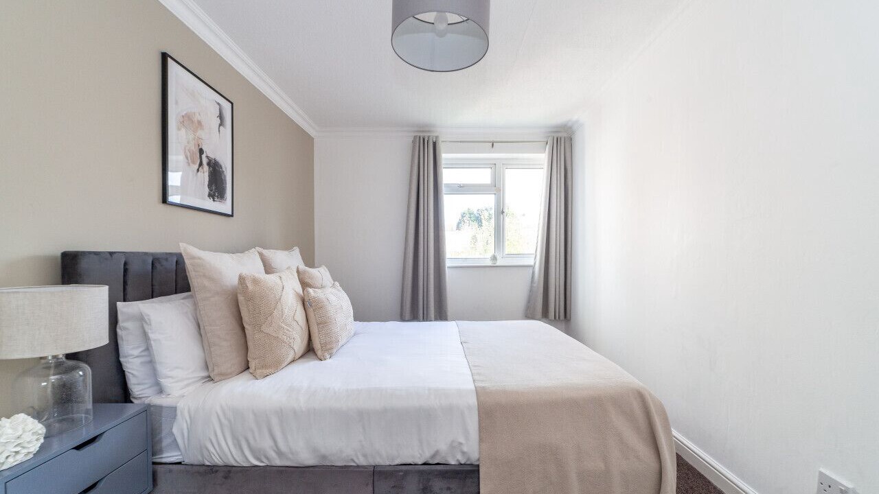 Photo of Bedroom in Wood Street