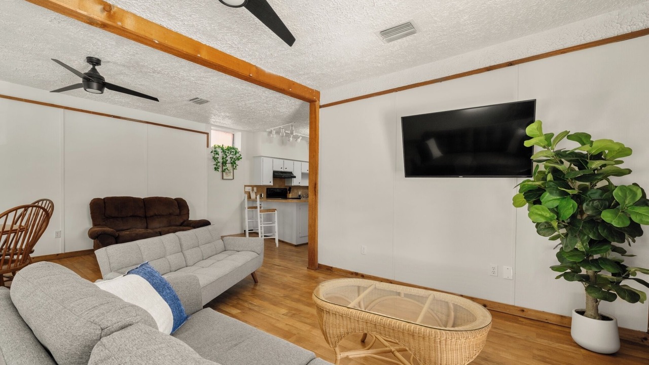 Photo of Livingroom in Sebring