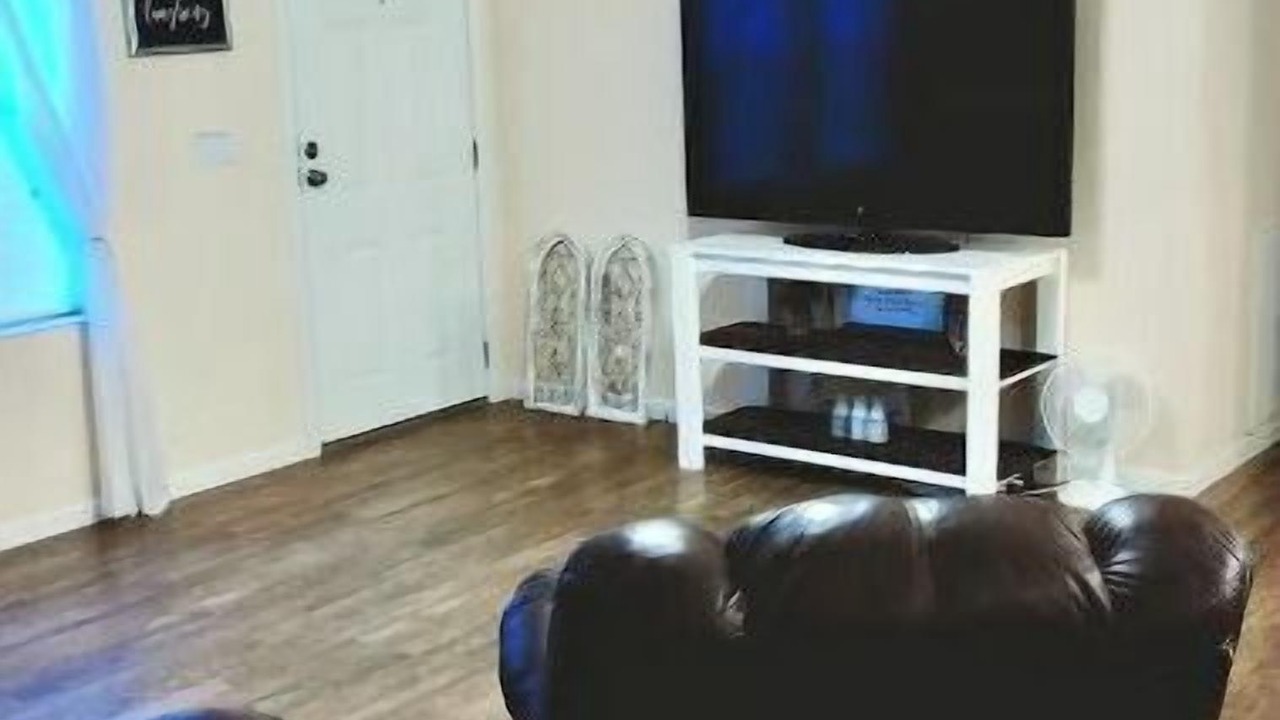 Photo of Livingroom in Chipley