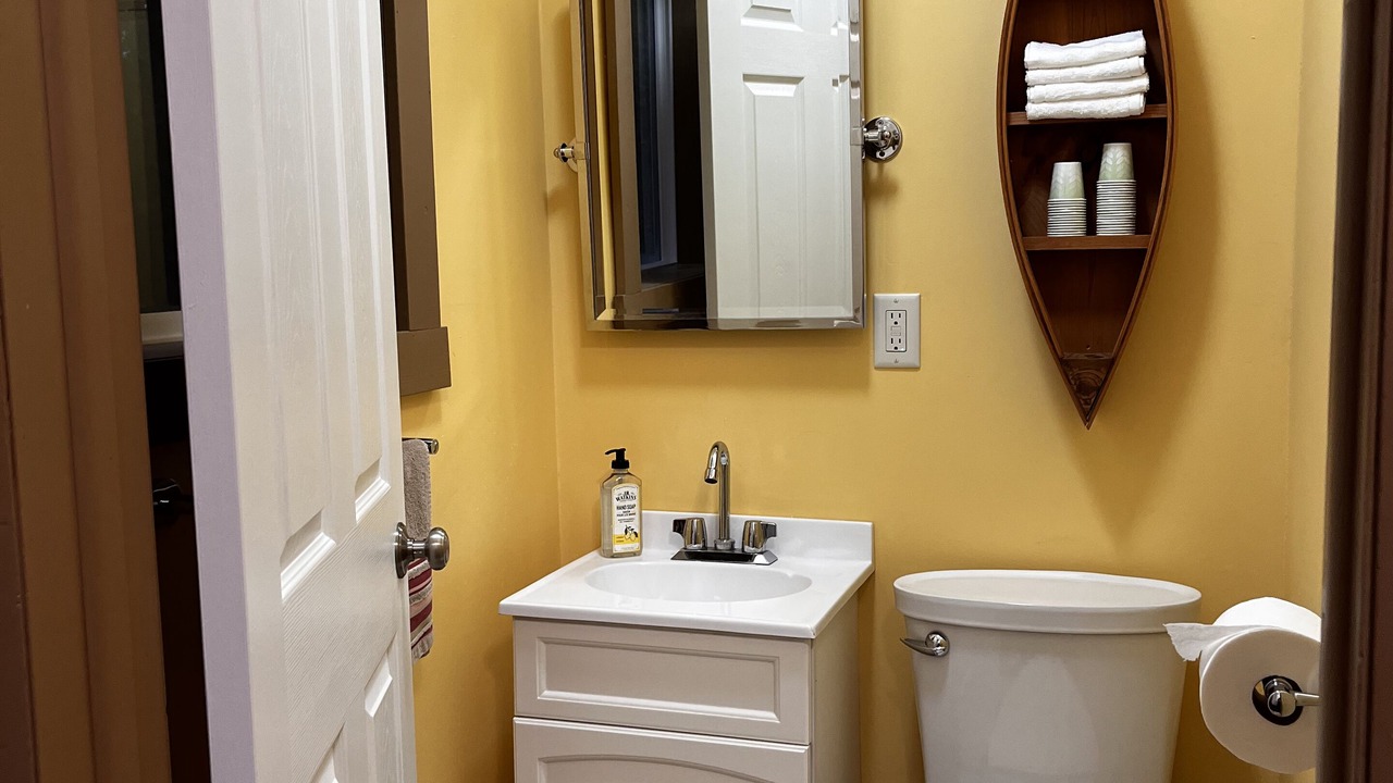 Photo of Bathroom in Munising