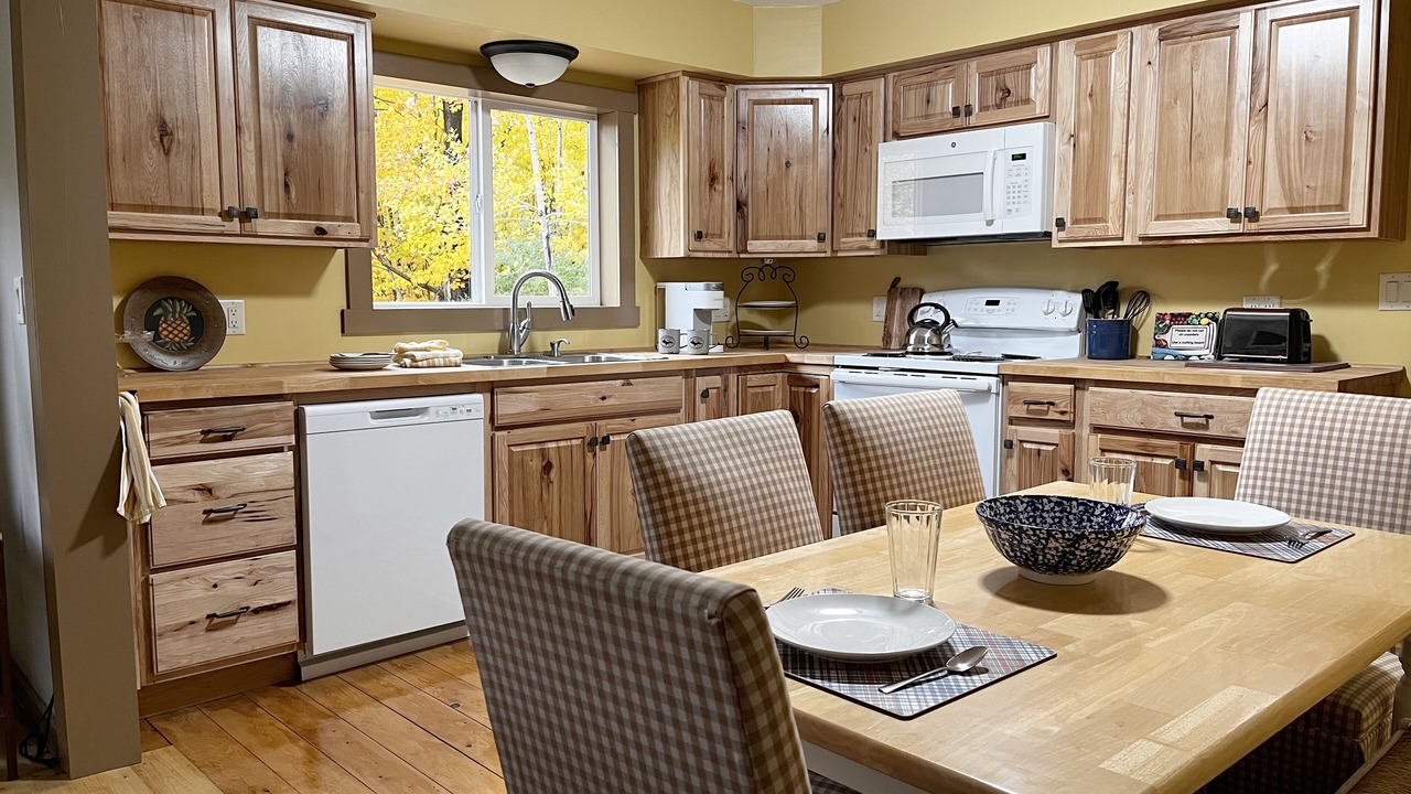 Photo of Kitchen in Munising