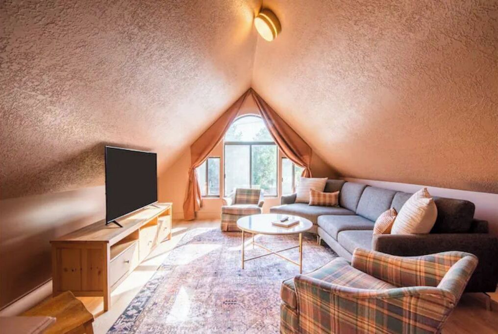 Photo of Bedroom in Holladay