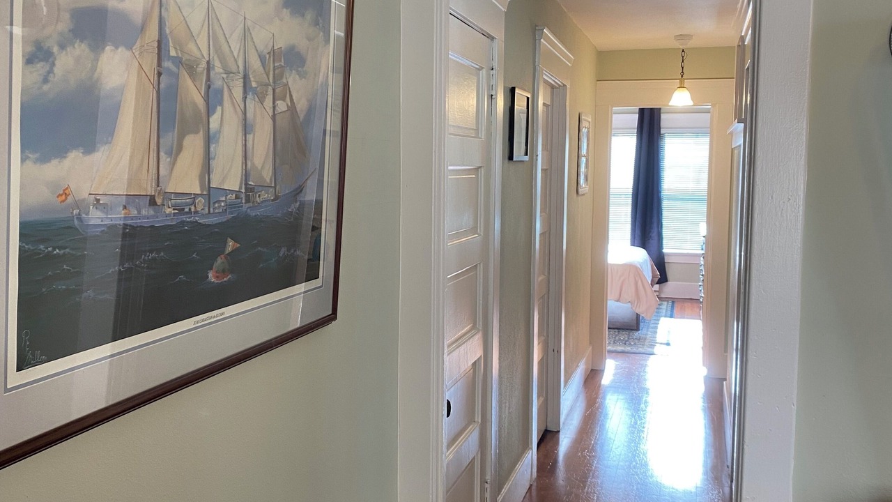 Photo of Others in Astoria