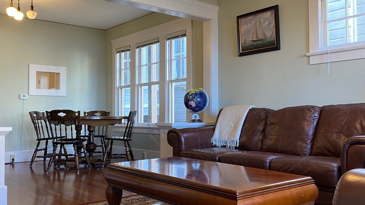 Photo of Others in Astoria