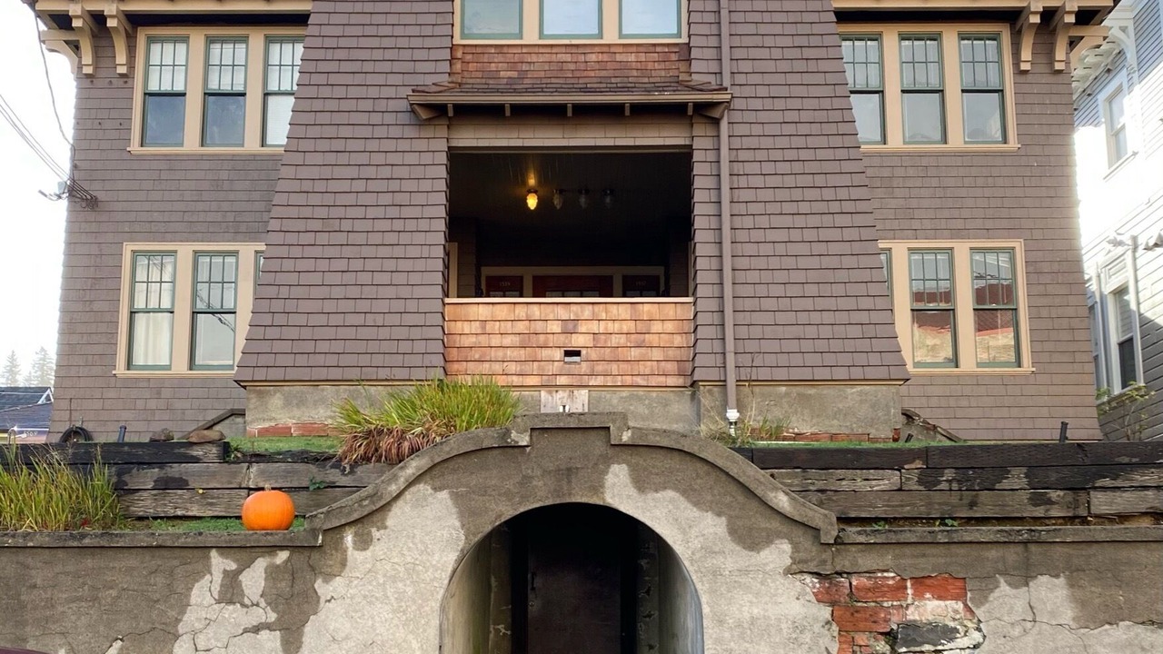 Photo of Others in Astoria