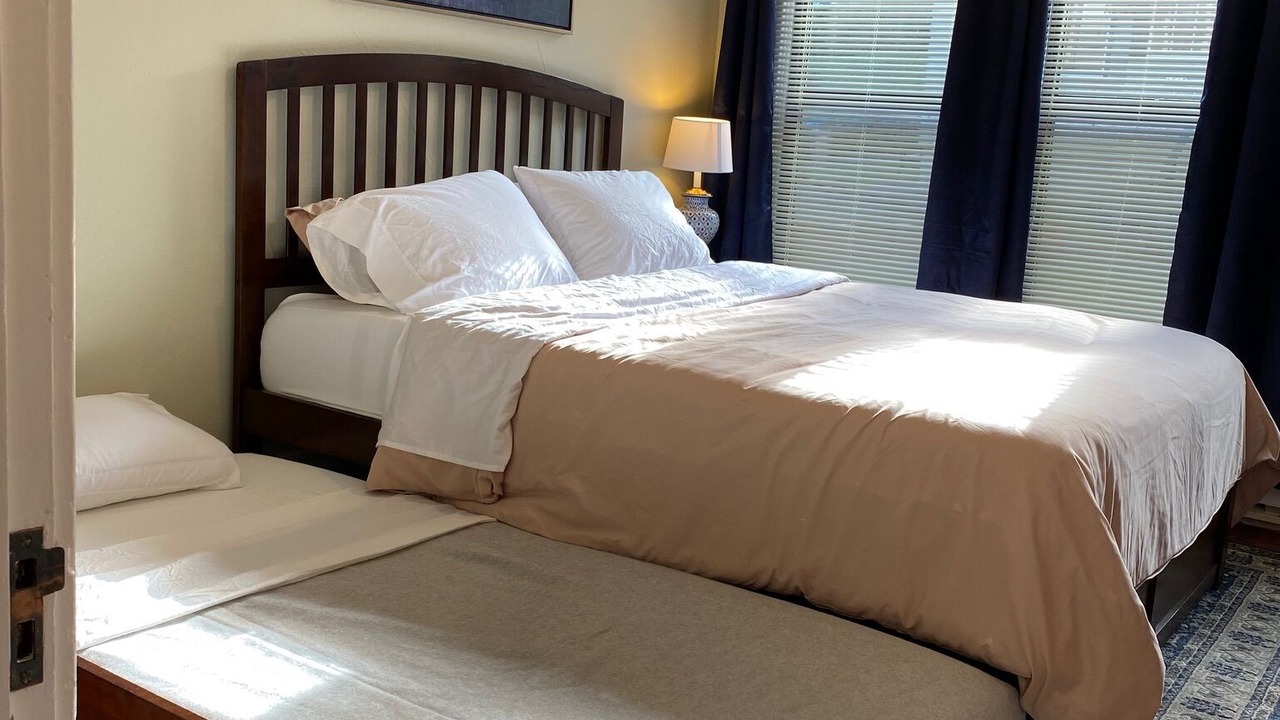 Photo of Others in Astoria