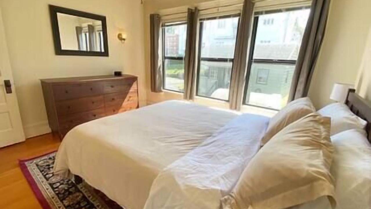 Photo of Others in Astoria