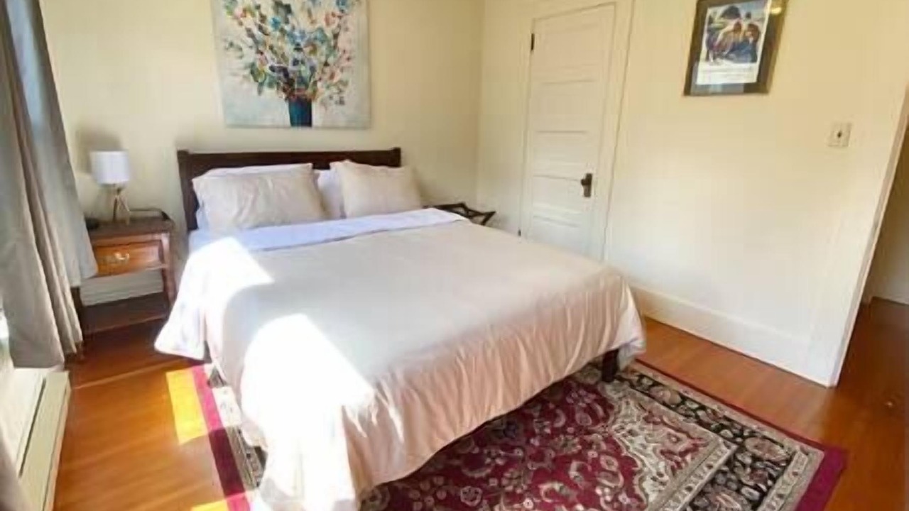 Photo of Others in Astoria