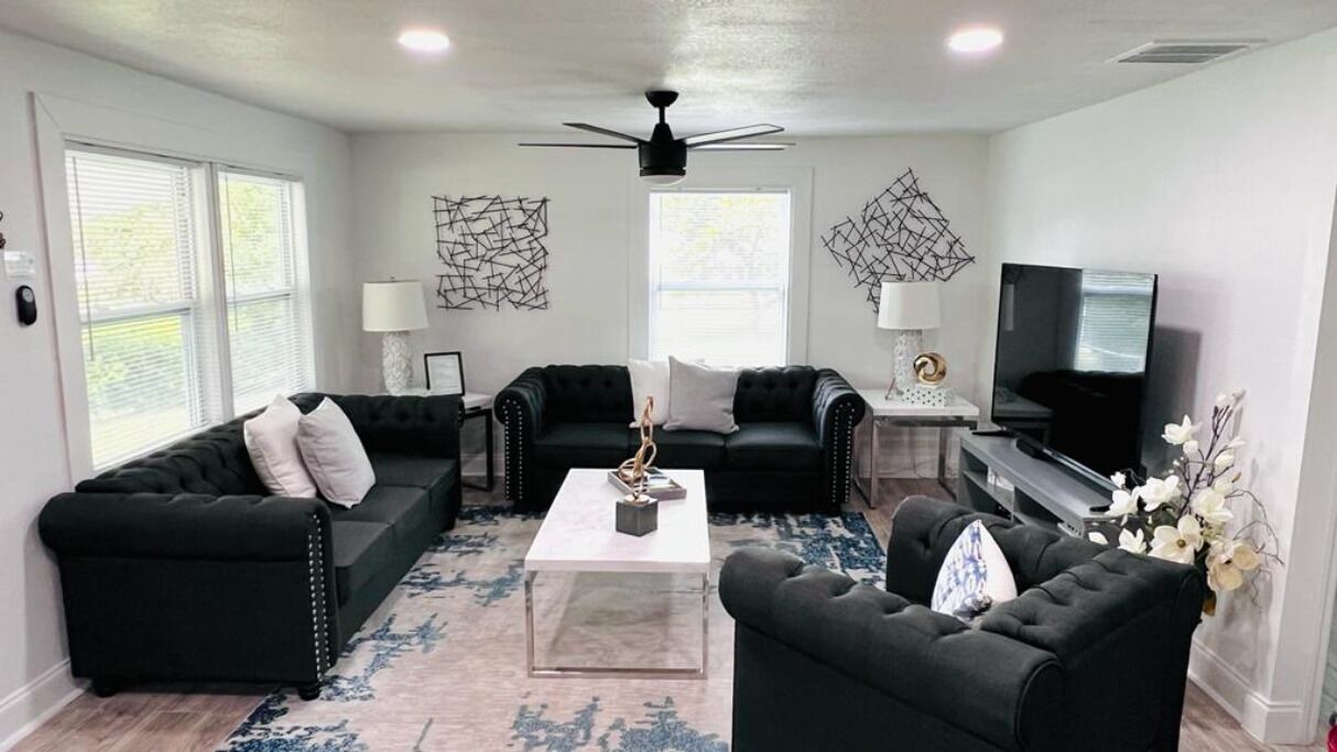 Photo of Livingroom in Zephyrhills