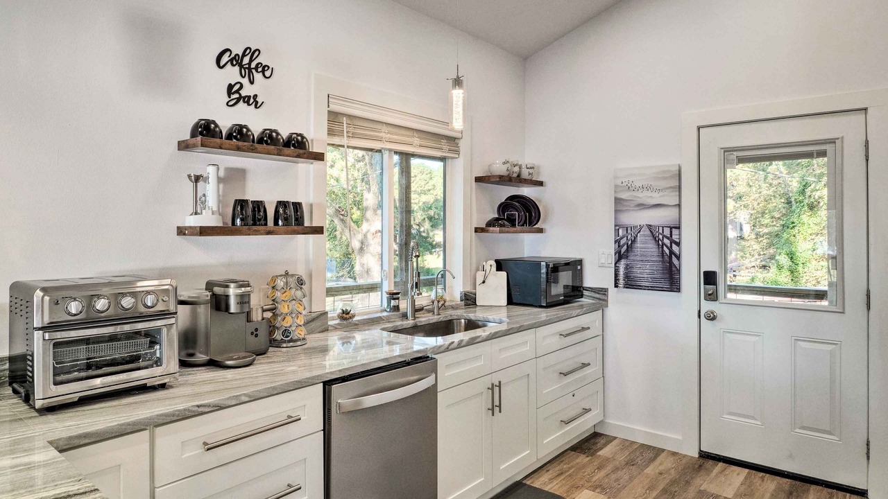 Photo of Kitchen in Turtle Beach