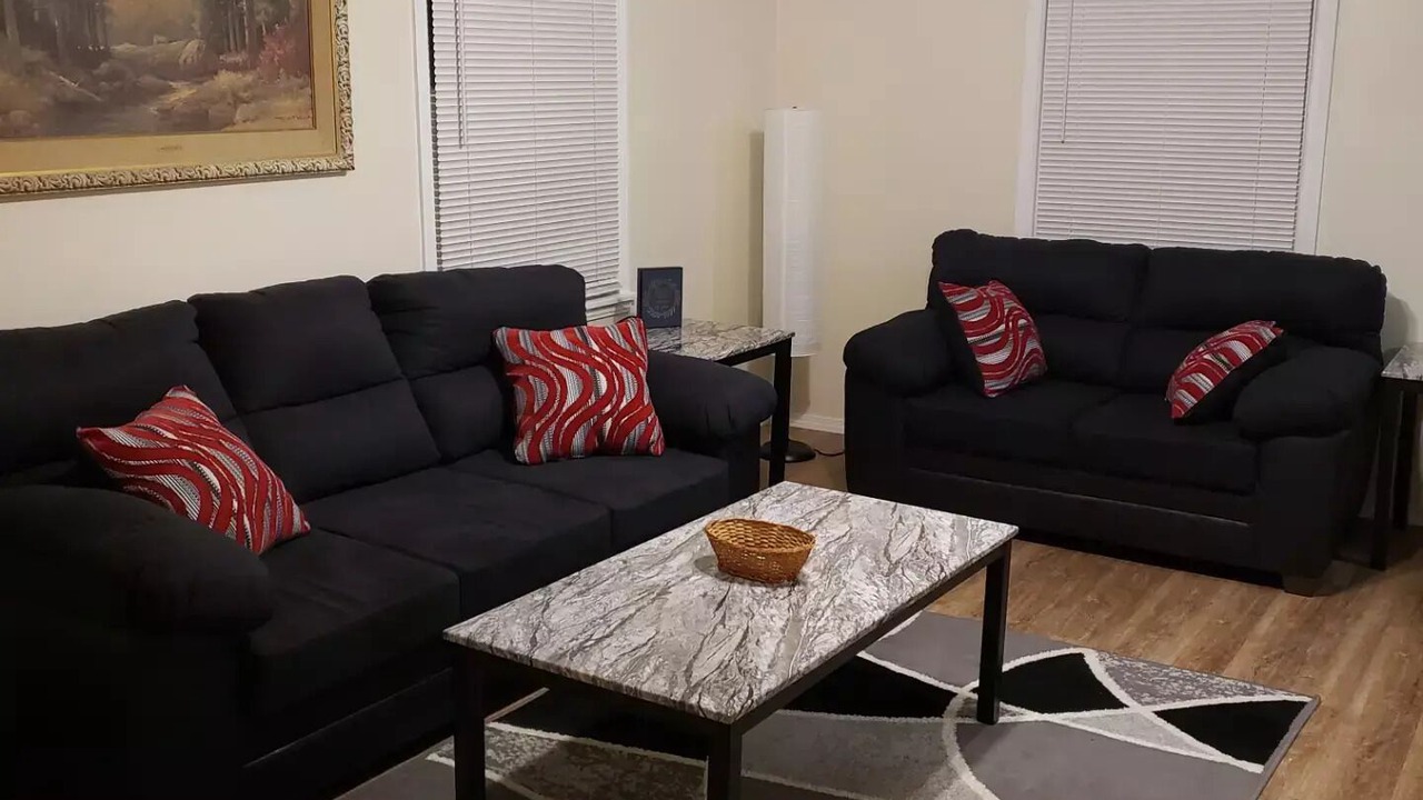 Photo of Livingroom in Midwest City