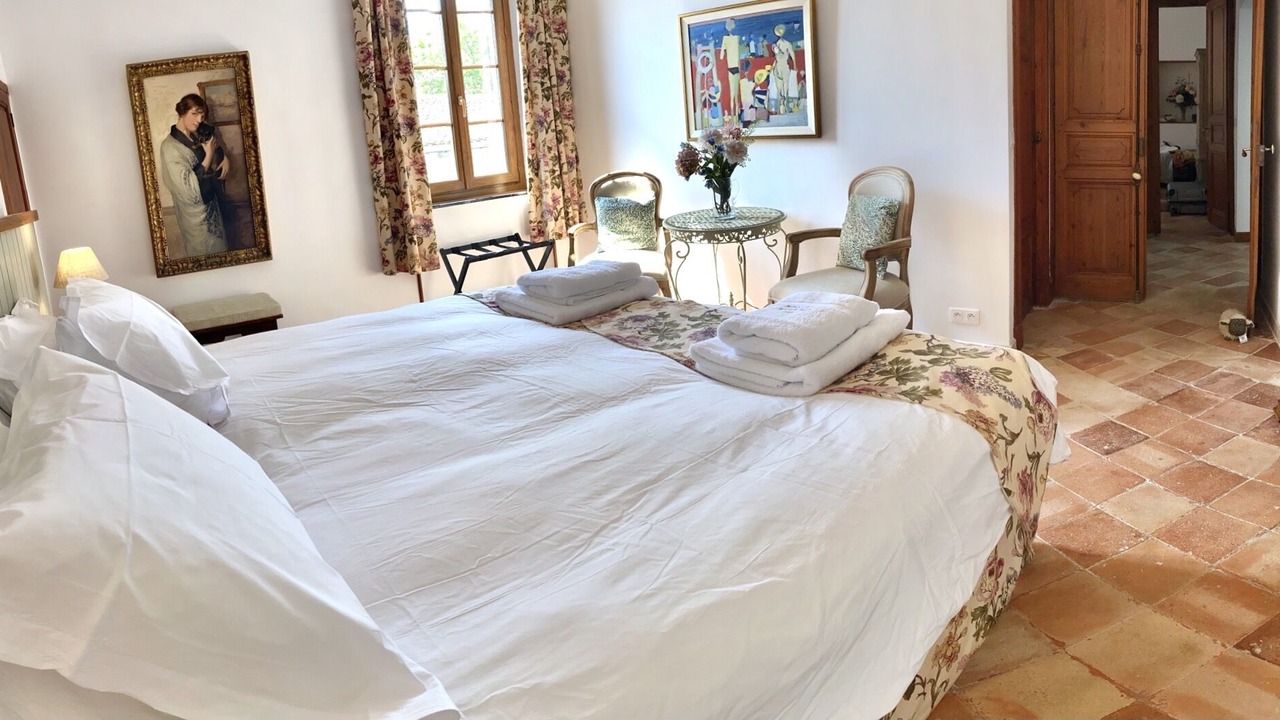 Photo of Bedroom in Le Somail